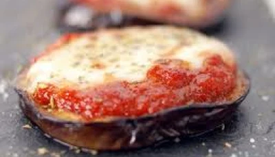 Aubergine gratinée tomate mozza