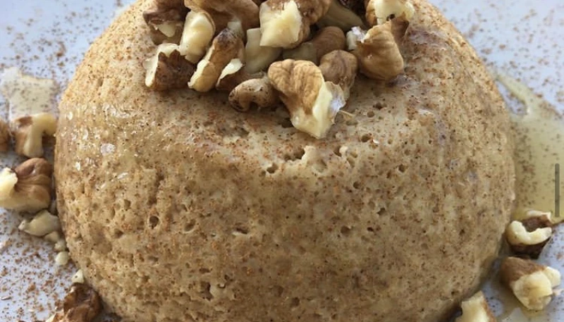 Bowlcake flocons d'avoine canelle, miel et noix