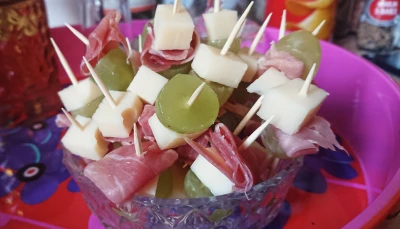 Brochettes apéritives sucrées/salées