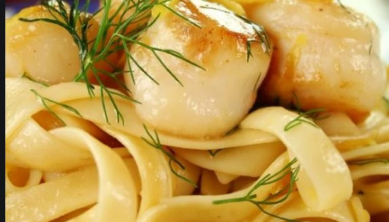 Brochettes de saint- jacques à la vanille