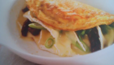 Brunch Omelette brie-tomates séchée