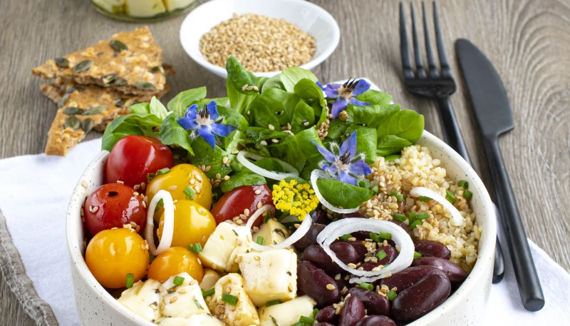Buddha bowl au reblochon mariné