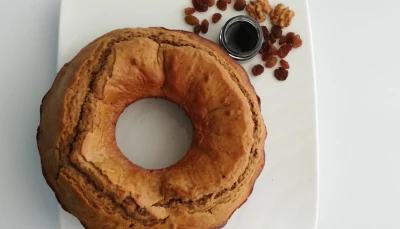 Cake au Pekmez Raisins et Noix