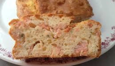cake au saumon ( facile , rapide et hyper bon!)