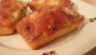 Cake aux courgettes chèvre et chorizo