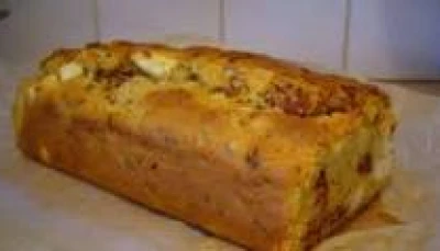 Cake aux lardons et olives