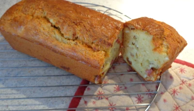 Cake lardon chèvre tomates séchées