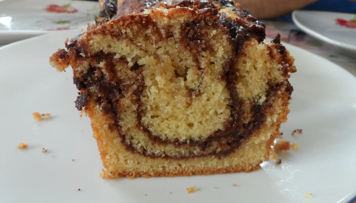 Cake noisettes-chocolat