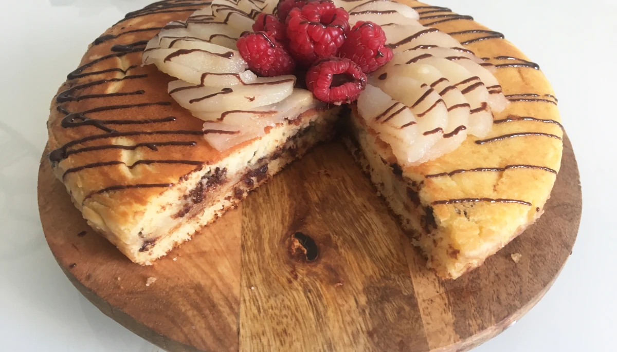 Cake poires/ chocolat à la poêle