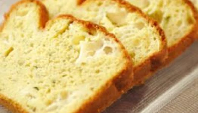 Cake salé (au Saint-Nectaire)