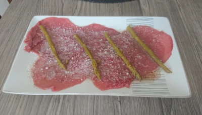 Carpaccio de boeuf au parmesan