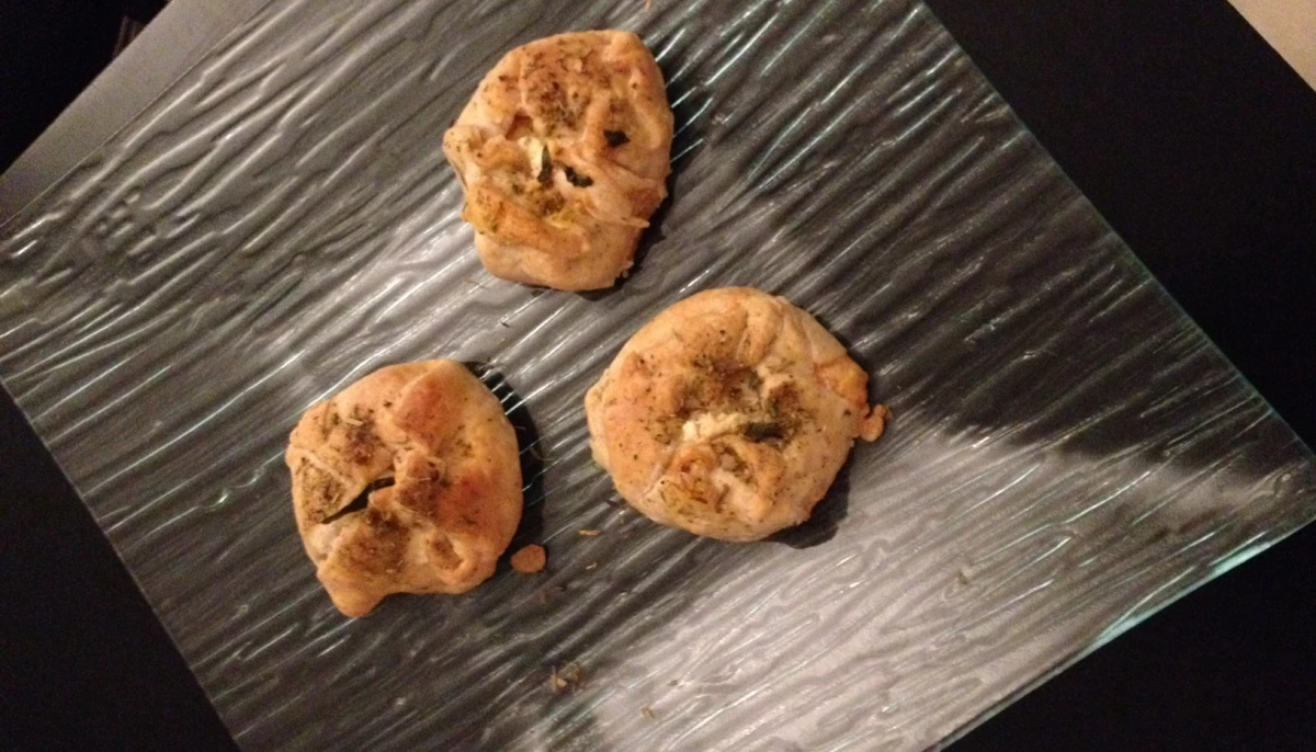 Chaussons feuilletés chèvre basilic