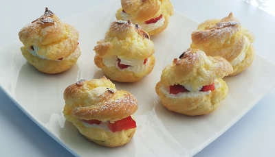 Choux à la chantilly et fraises