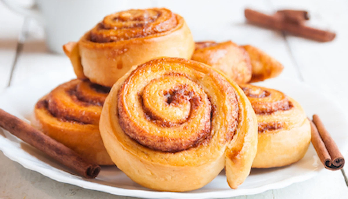 Cinnamon rolls