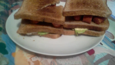 Club-sandwichs aux saucisses