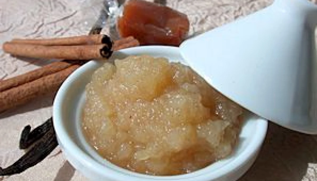 Compote de pommes caramélisée