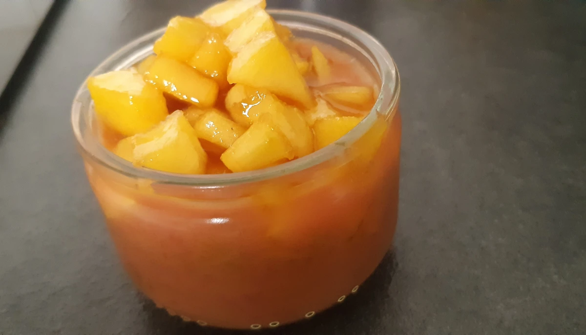 Compotée de rhubarbe et ses pommes caramélisées