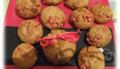 Cookies au chocolat blanc et à la praline rose
