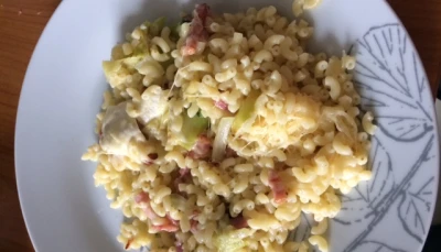 Coquillettes avec ses tagliatelles de courgette