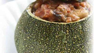 Courgette farcie au boeuf, cumin et coriandre