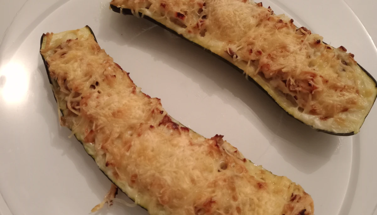 Courgette farcie au poulet