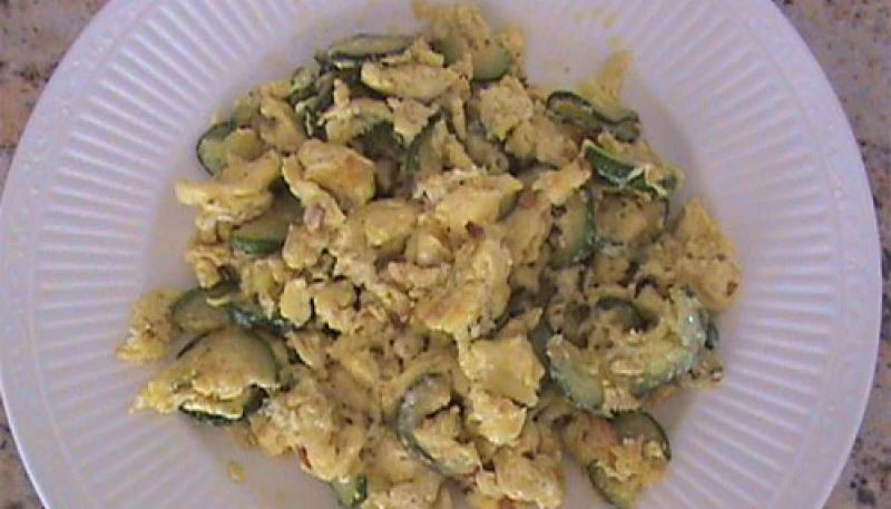COURGETTES AUX ŒUFS