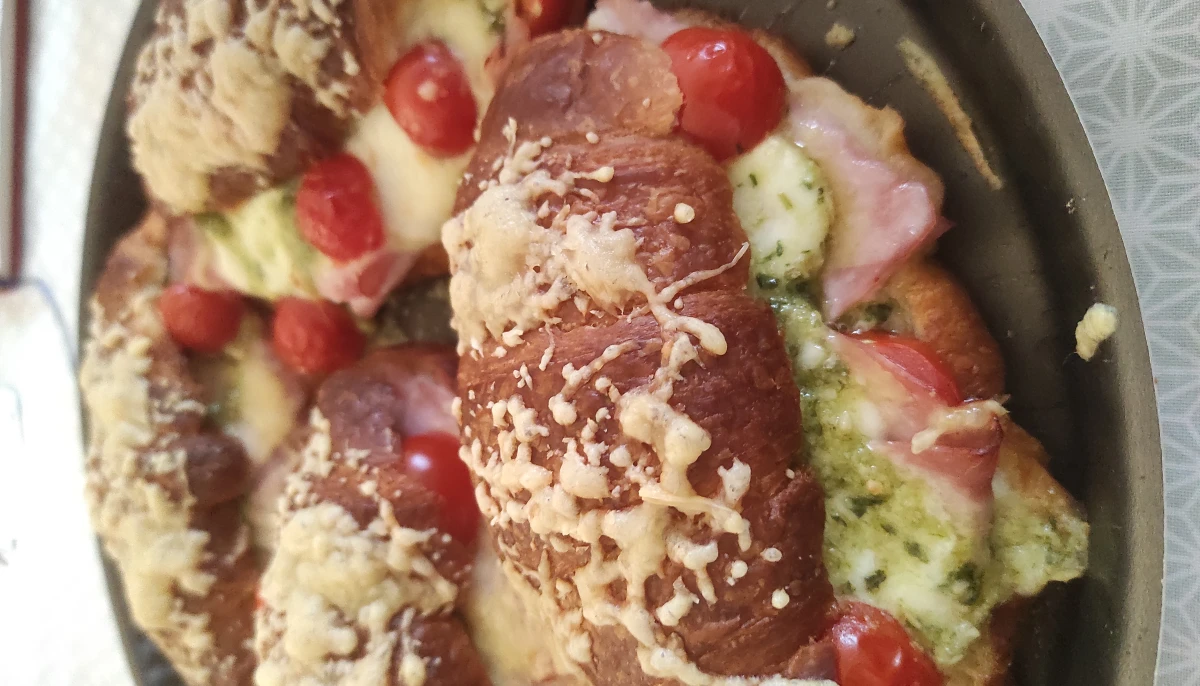 Croissant gourmand