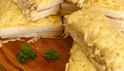 Croque Mr moelleux à la béchamel