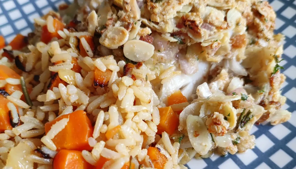 Crumble cabillaud, riz carottes