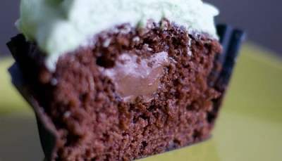 Cupcakes pistache et coeur fondant pâte à tartiner