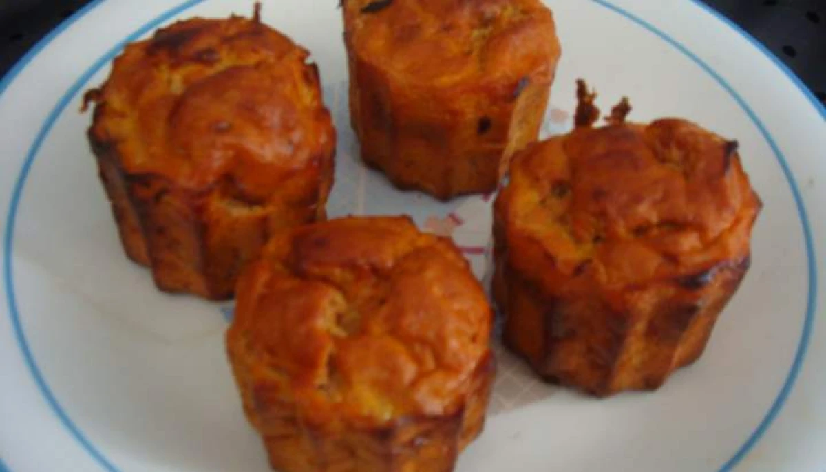 Delicieux muffins au thon et oignons à la poëlle