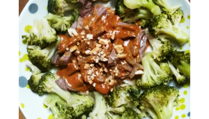 Émincé de boeuf au saté sucré