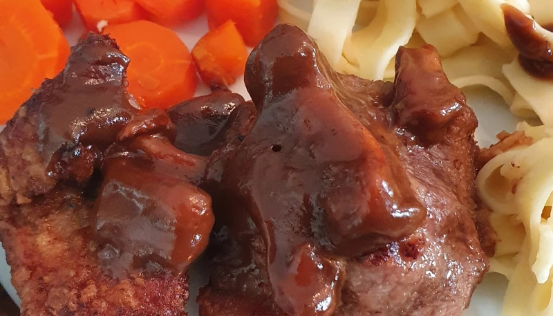 Escalope de veau/dinde sauce crème-porto