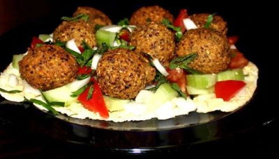 Falafel à la libanaise et duo de sauces