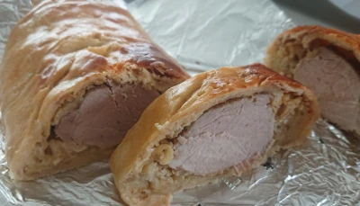 Filet mignon en croûte garni de pommes de terres