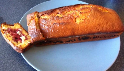 Gâteau au yaourt et framboises