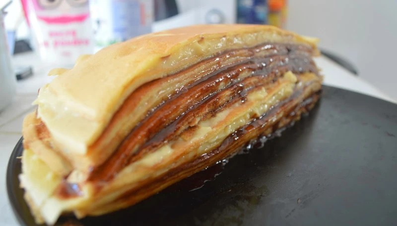 Gâteau de crêpes crème pâtissière légère & Nutella