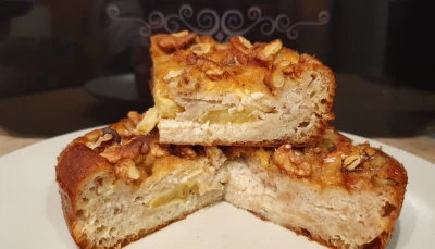 Gâteau de pain perdu individuel pommes et noix