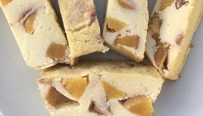 Gâteau de semoule aux fruits