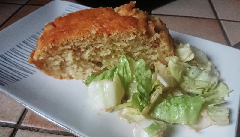 Gâteau salé au reblochon moelleux