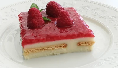 Gâteau sans four à la framboise