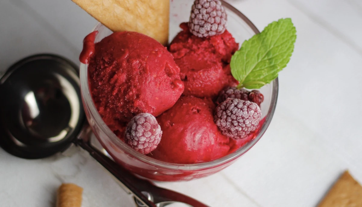 Glace de framboise ( sans sorbetière )