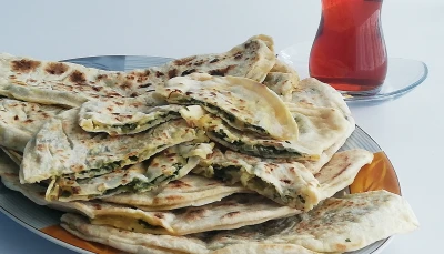 Gözleme aux Epinards et au Fromage