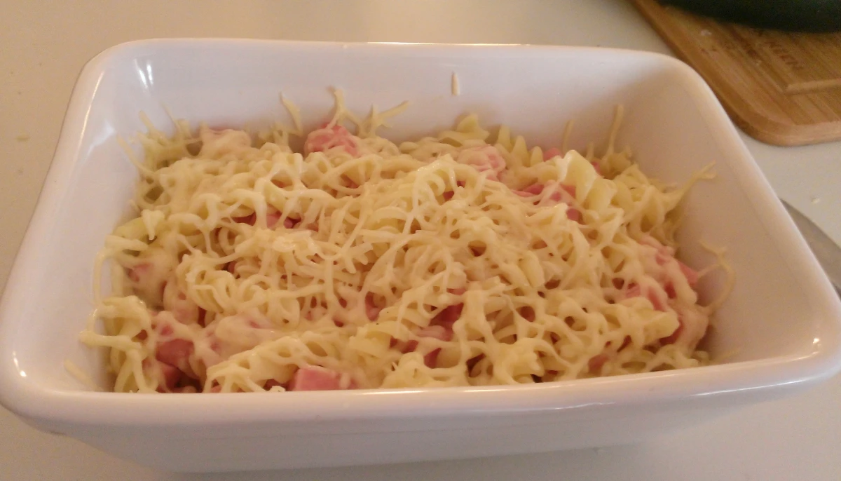 Gratin de pâtes au Kiri (Fastoche )