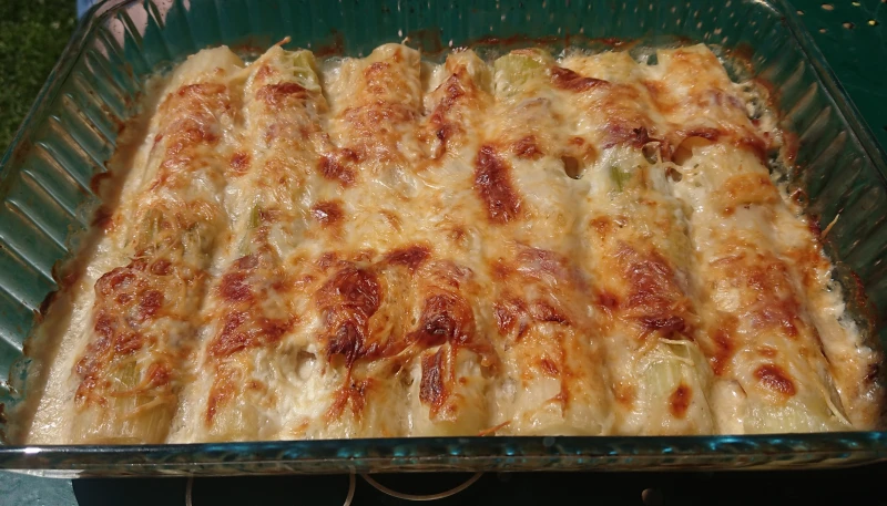 Gratin de poireaux au lard sauce au bleu
