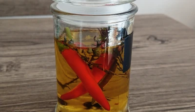 Huile piquante Pili-Pili