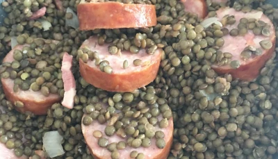 Lentilles à la saucisse de morteau