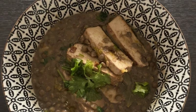 Lentilles vertes au tofu