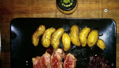 Magret de canard, rattes du Touquet, sauce au miel