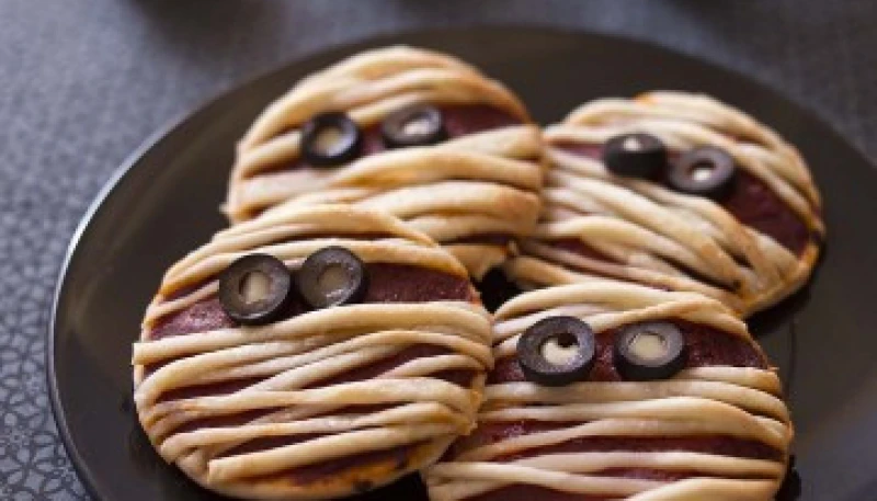 Mini pizza-momie pour Halloween